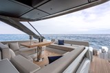 Bluegame BG54 Cockpit seating